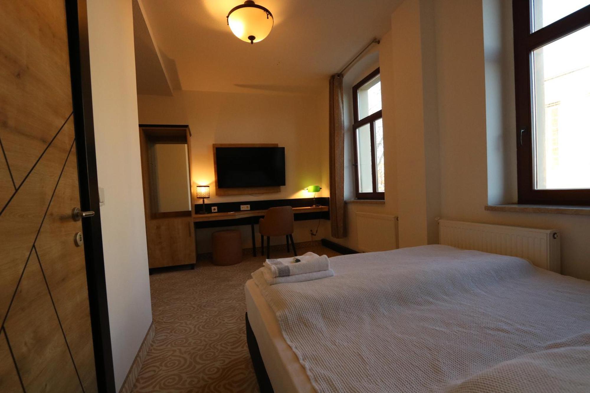 Am Fluss Saale Hotel Weissenfels Ngoại thất bức ảnh